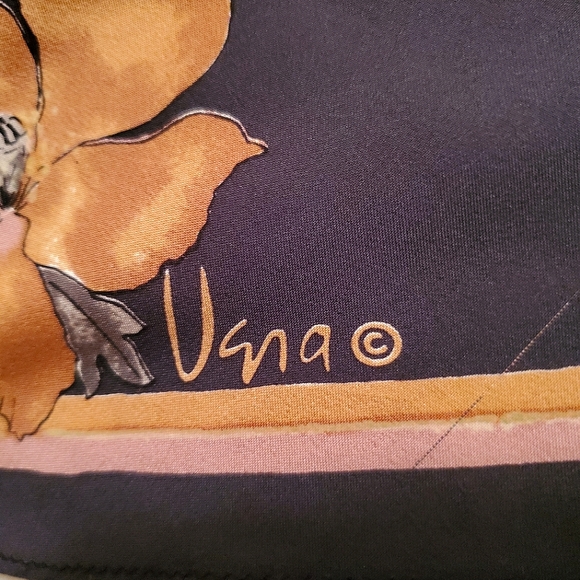 🌟Host Pick🌟 Vintage 80's Vera Long Scarf  (GUC) - Picture 2 of 4